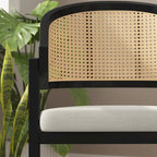 Sedia da pranzo in rattan intrecciato con schienale in canna e seduta imbottita